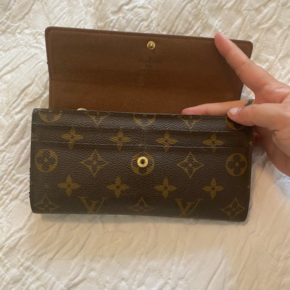Authentic Sarah LV wallet - Picture 4 of 5